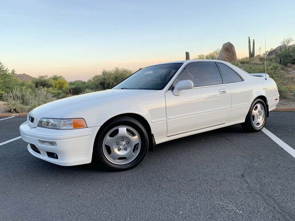 1994 Acura Legend 2nd Gen - Image 10 of 31