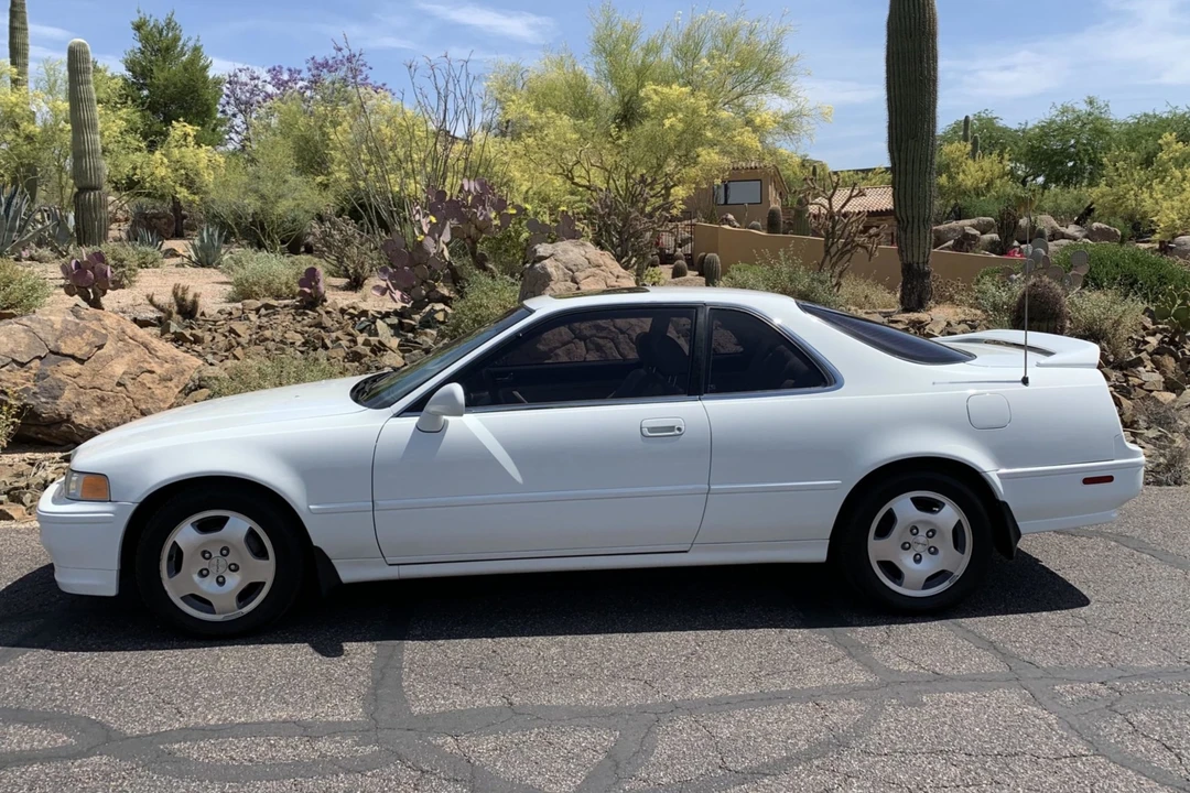 1994 Acura Legend 2nd Gen - Image 15 of 31