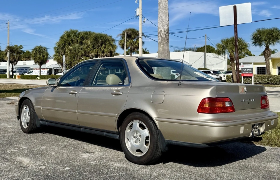 1994 Acura Legend 2nd Gen - Image 2 of 10