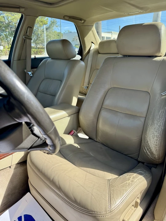 1994 Acura Legend 2nd Gen - Image 5 of 10