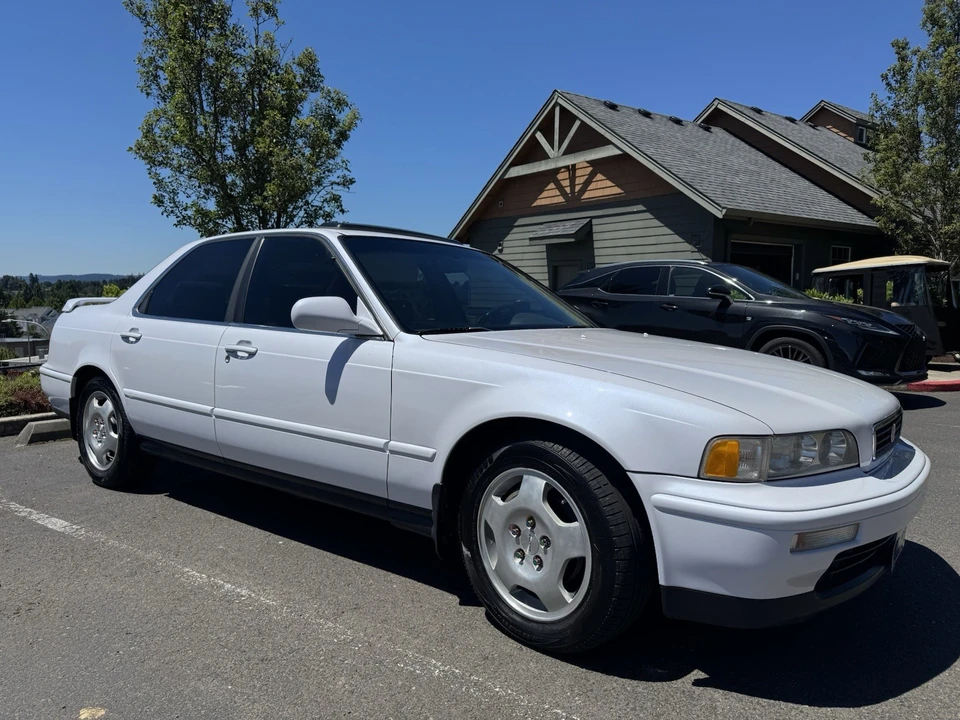 1994 Acura Legend 2nd Gen - Image 3 of 31
