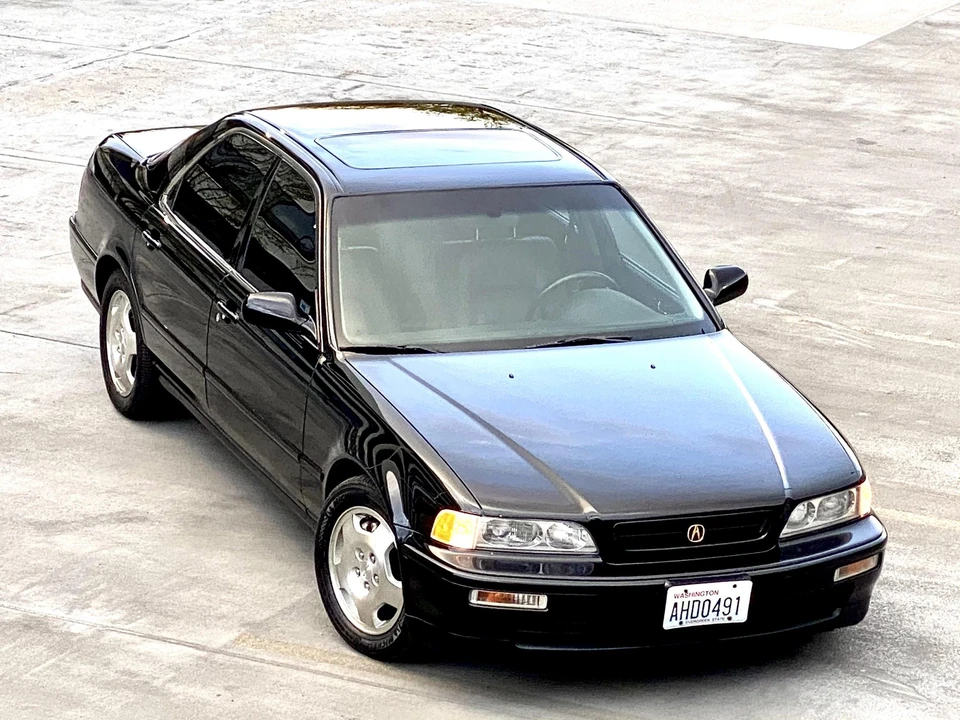 1994 Acura Legend 2nd Gen - Image 19 of 31