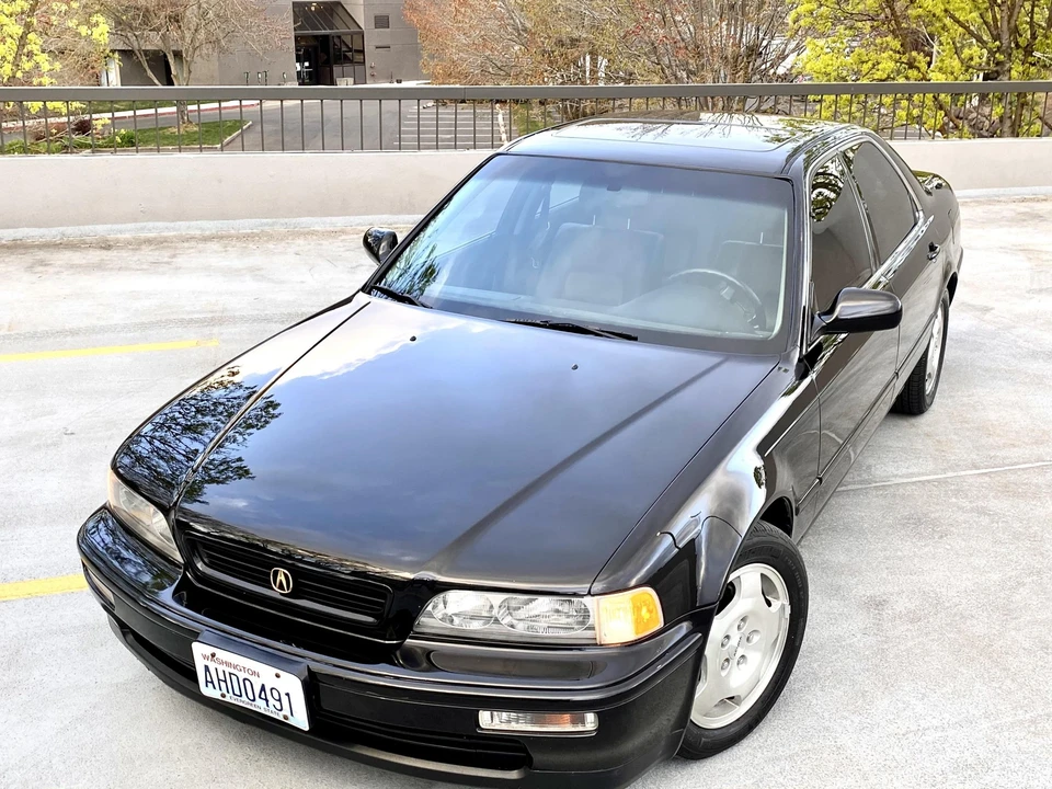 1994 Acura Legend 2nd Gen - Image 2 of 31
