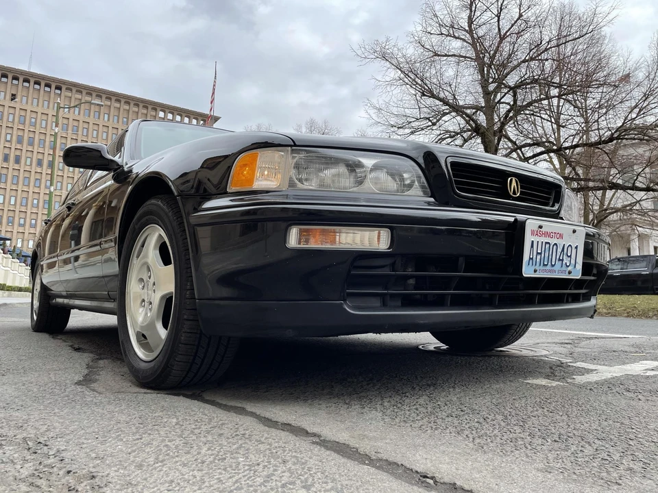 1994 Acura Legend 2nd Gen - Image 24 of 31