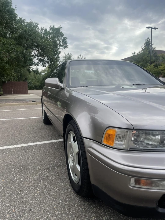 1994 Acura Legend 2nd Gen - Image 21 of 31