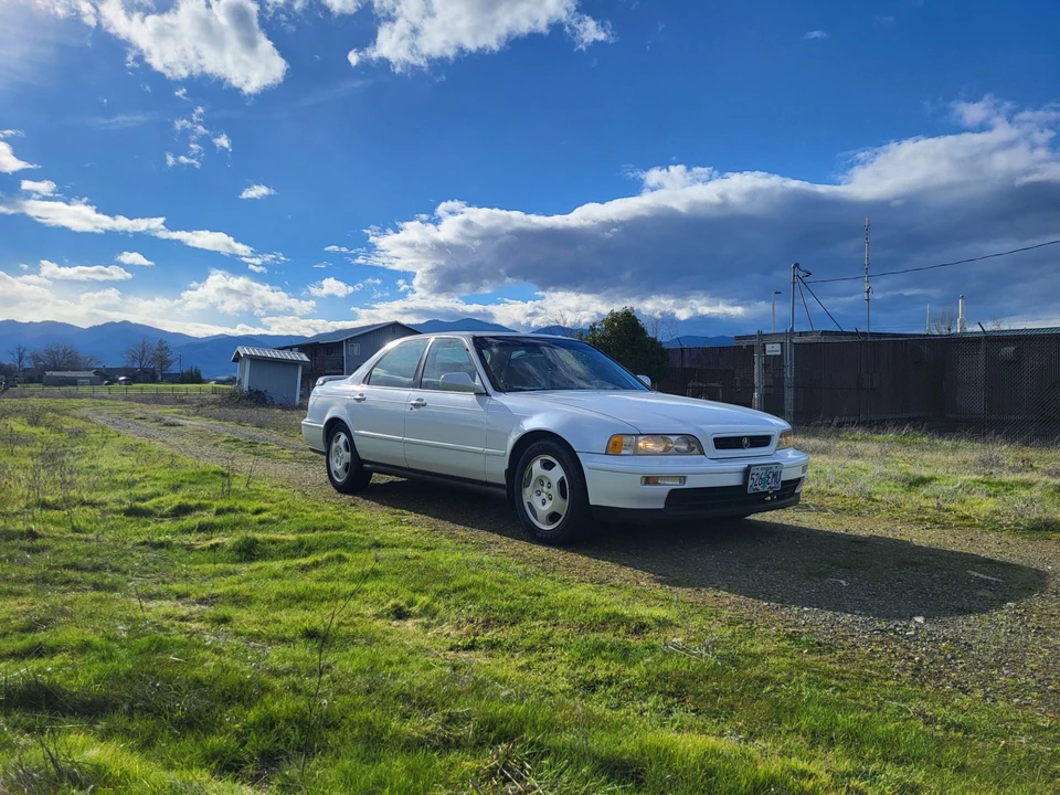 1994 Acura Legend 2nd Gen - Image 8 of 31