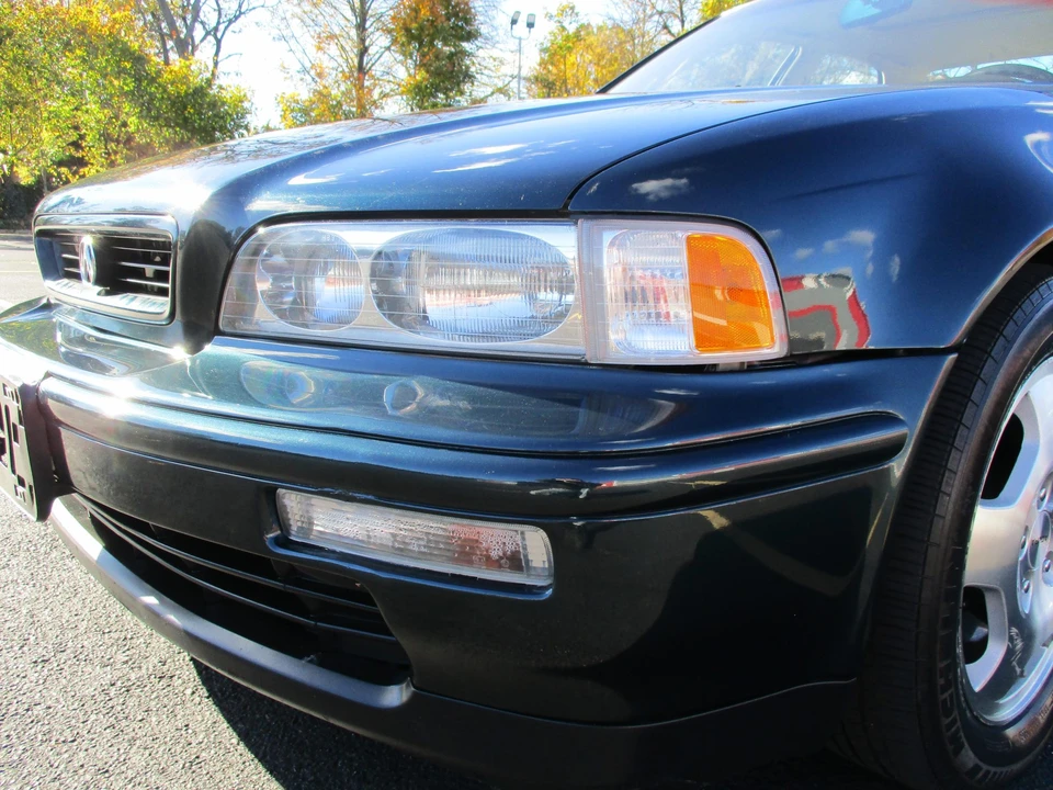 1994 Acura Legend 2nd Gen - Image 14 of 31
