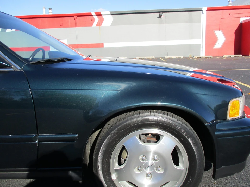 1994 Acura Legend 2nd Gen - Image 10 of 31
