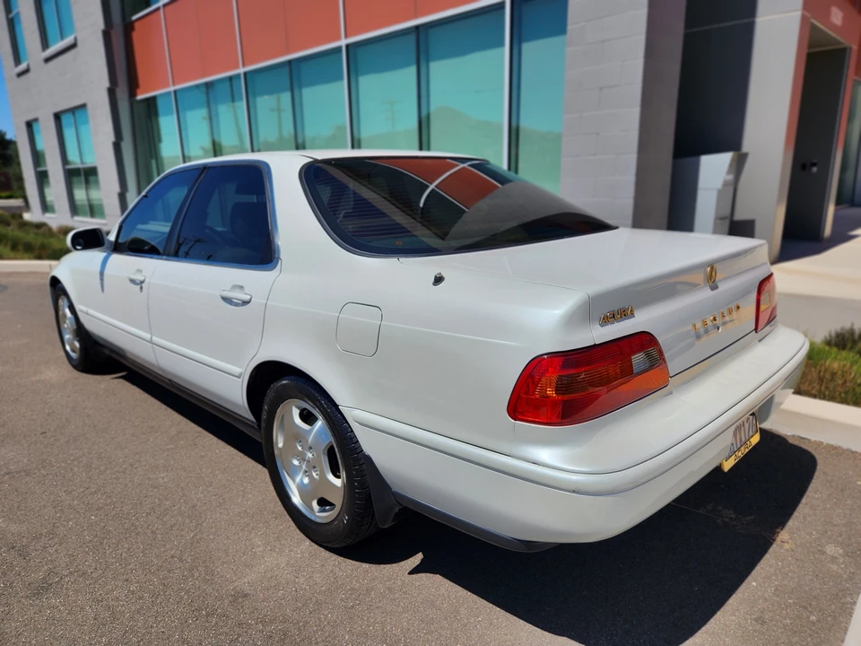 1994 Acura Legend 2nd Gen - Image 20 of 31