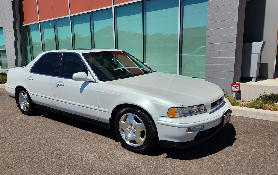 1994 Acura Legend 2nd Gen - Image 8 of 31