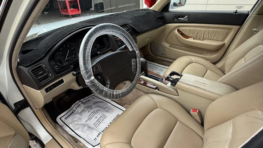 1994 Acura Legend 2nd Gen - Image 18 of 25