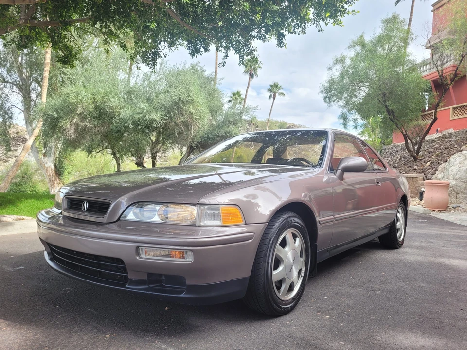 1994 Acura Legend 2nd Gen - Image 27 of 31