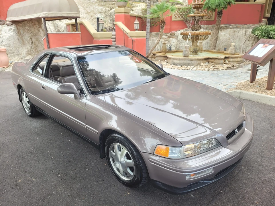 1994 Acura Legend 2nd Gen - Image 30 of 31