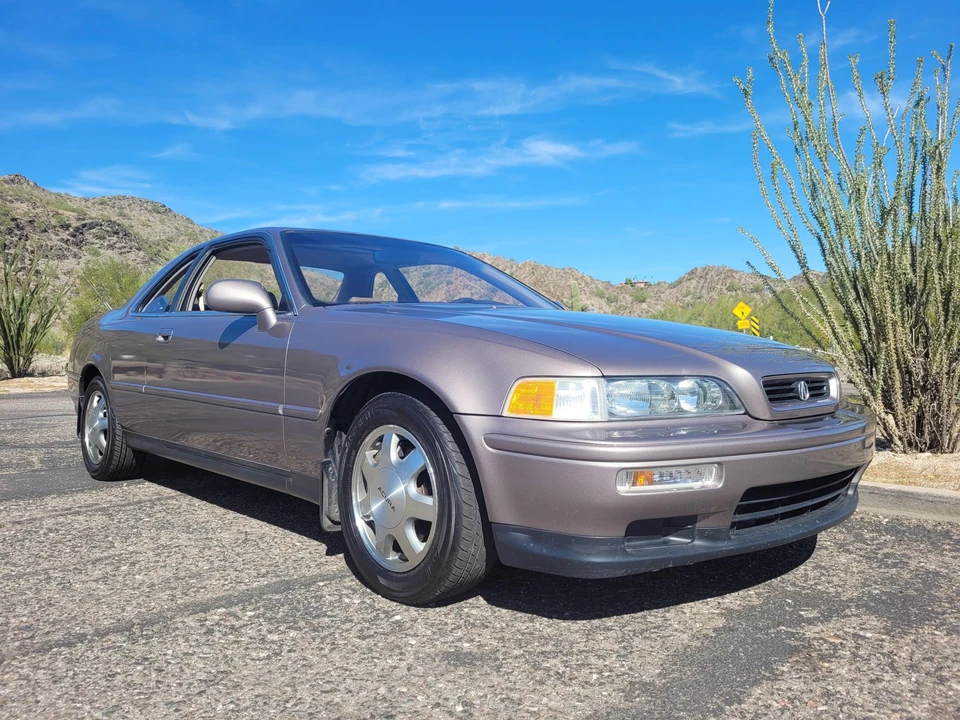 1994 Acura Legend 2nd Gen - Image 14 of 31