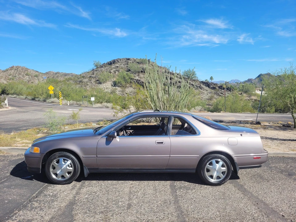 1994 Acura Legend 2nd Gen - Image 20 of 31