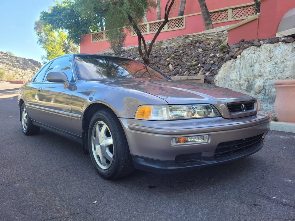 1994 Acura Legend 2nd Gen - Image 28 of 31