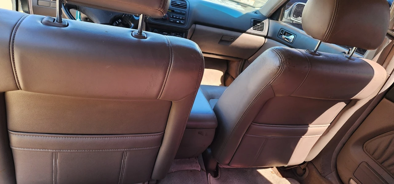 1994 Acura Legend 2nd Gen - Image 14 of 14