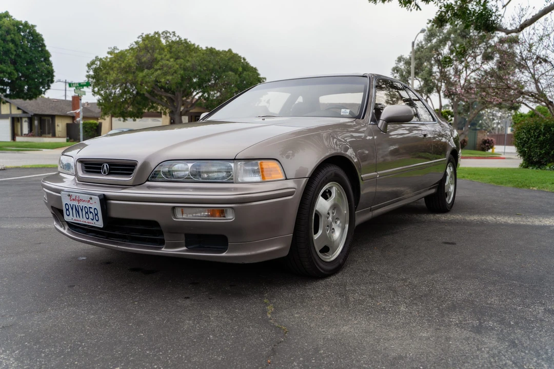 1994 Acura Legend 2nd Gen - Image 3 of 31