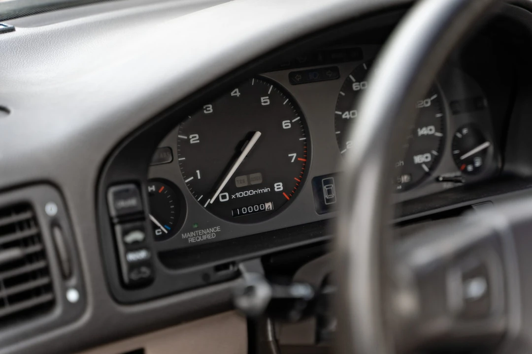 1994 Acura Legend 2nd Gen - Image 17 of 31