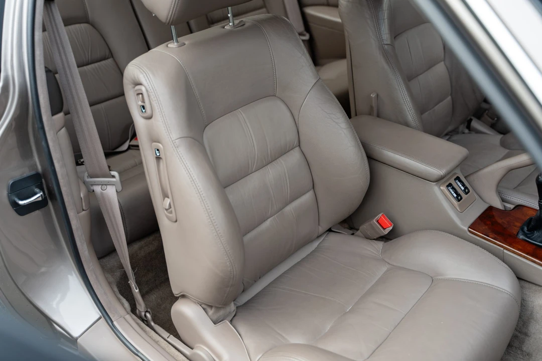 1994 Acura Legend 2nd Gen - Image 23 of 31