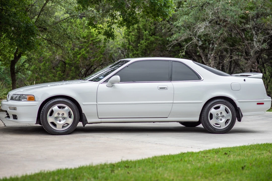 1994 Acura Legend 2nd Gen - Image 4 of 31