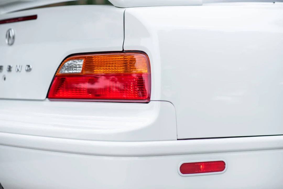 1994 Acura Legend 2nd Gen - Image 23 of 31