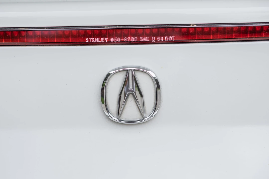 1994 Acura Legend 2nd Gen - Image 20 of 31