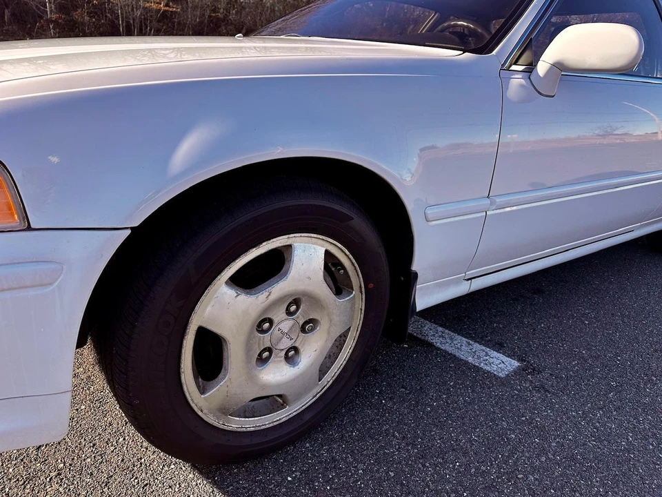 1994 Acura Legend 2nd Gen - Image 24 of 31