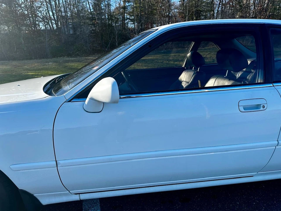 1994 Acura Legend 2nd Gen - Image 26 of 31