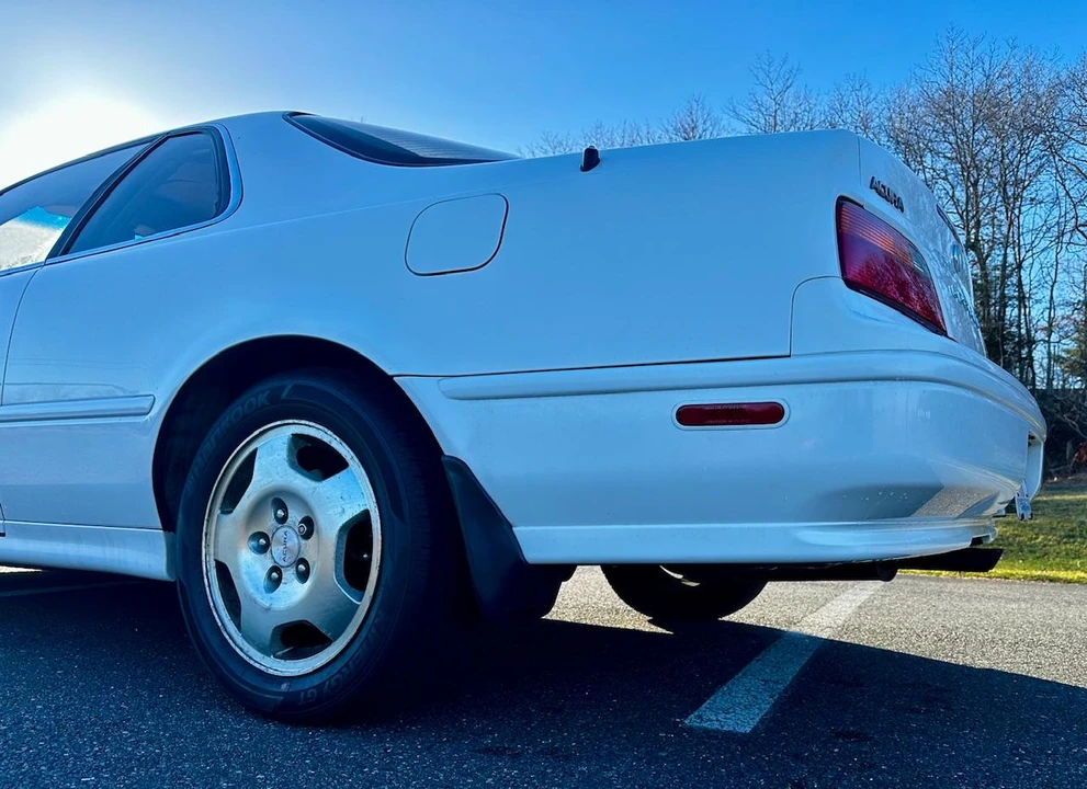 1994 Acura Legend 2nd Gen - Image 29 of 31