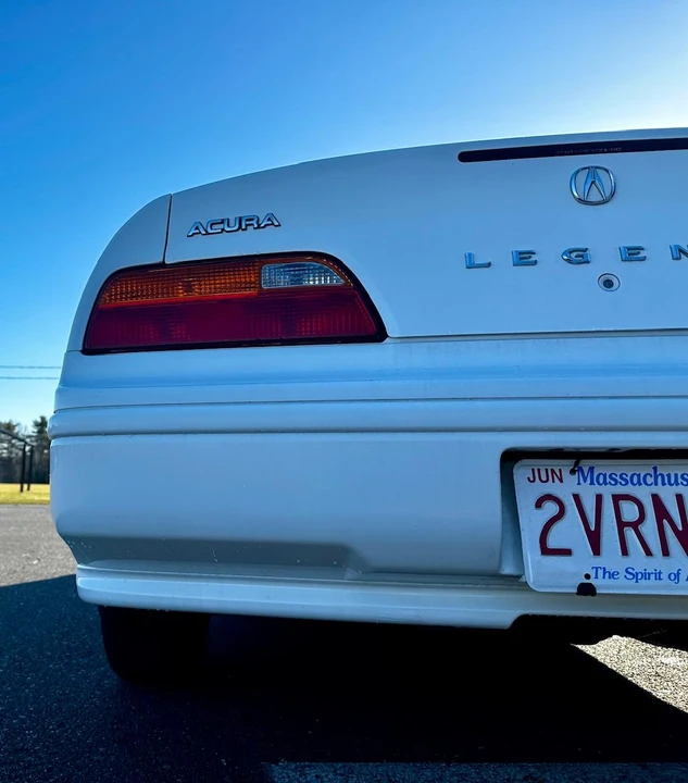 1994 Acura Legend 2nd Gen - Image 30 of 31