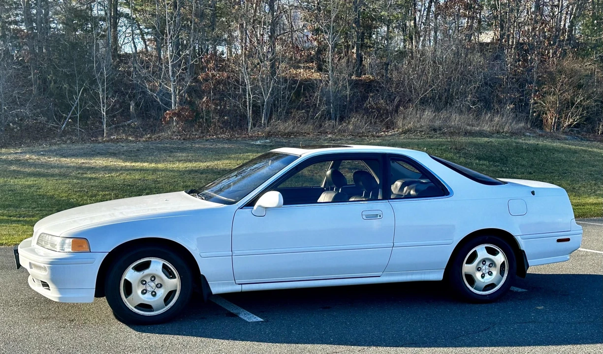 1994 Acura Legend 2nd Gen - Image 7 of 31