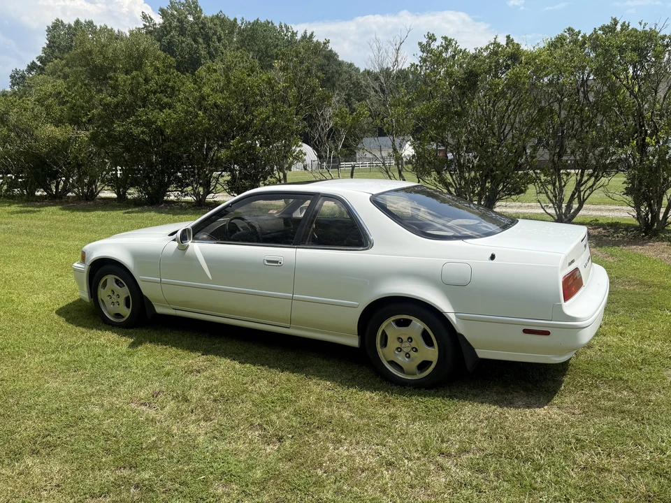 1994 Acura Legend 2nd Gen - Image 17 of 31