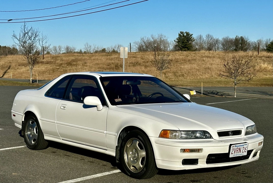 1994 Acura Legend 2nd Gen - Image 17 of 31