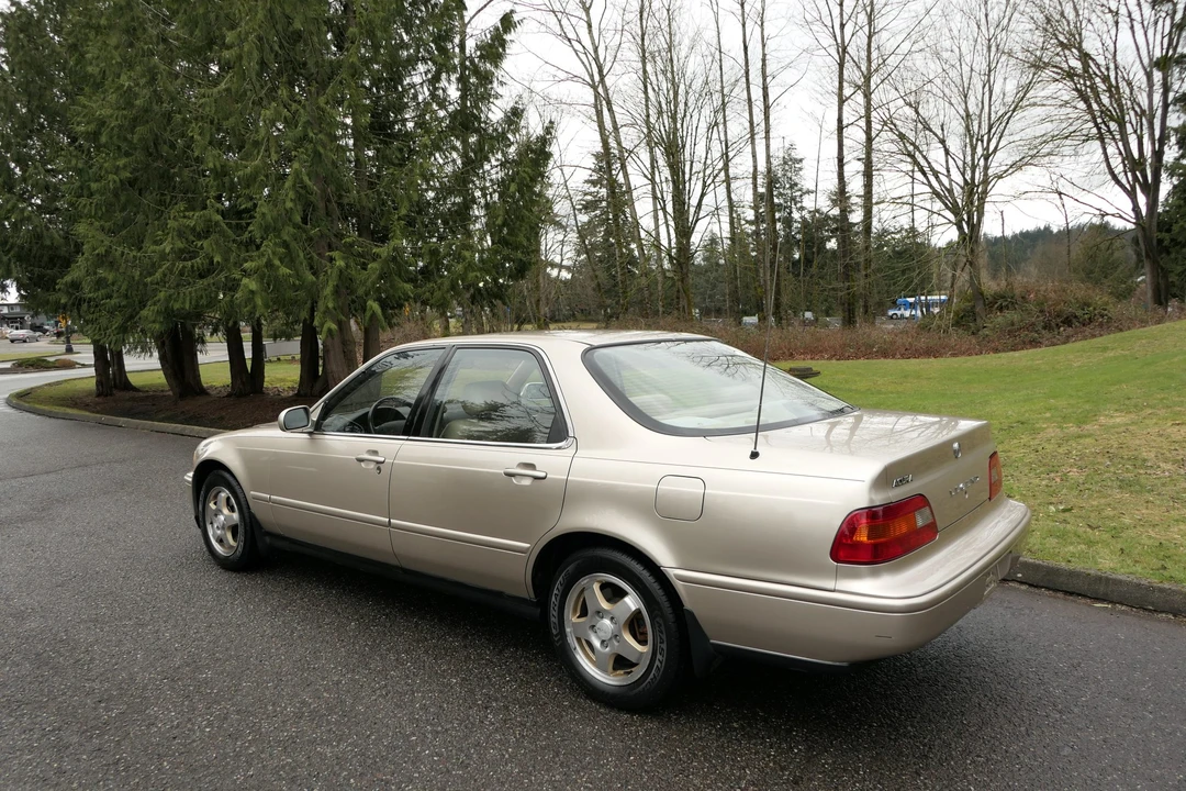 1994 Acura Legend 2nd Gen - Image 7 of 31