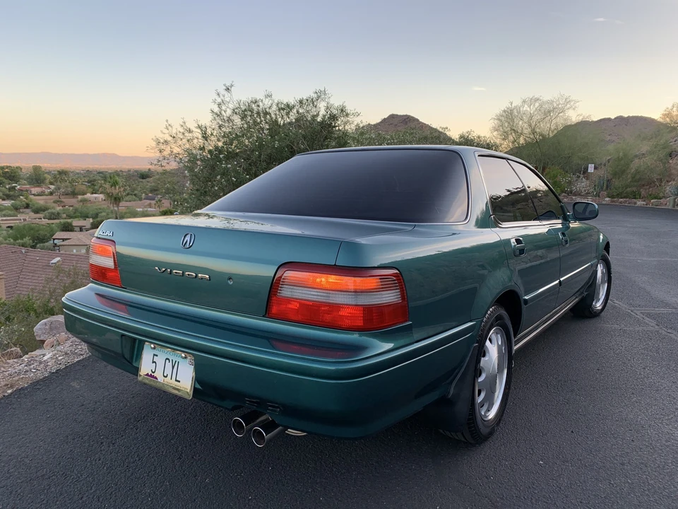 1994 Acura Vigor 3rd Gen - Image 8 of 31