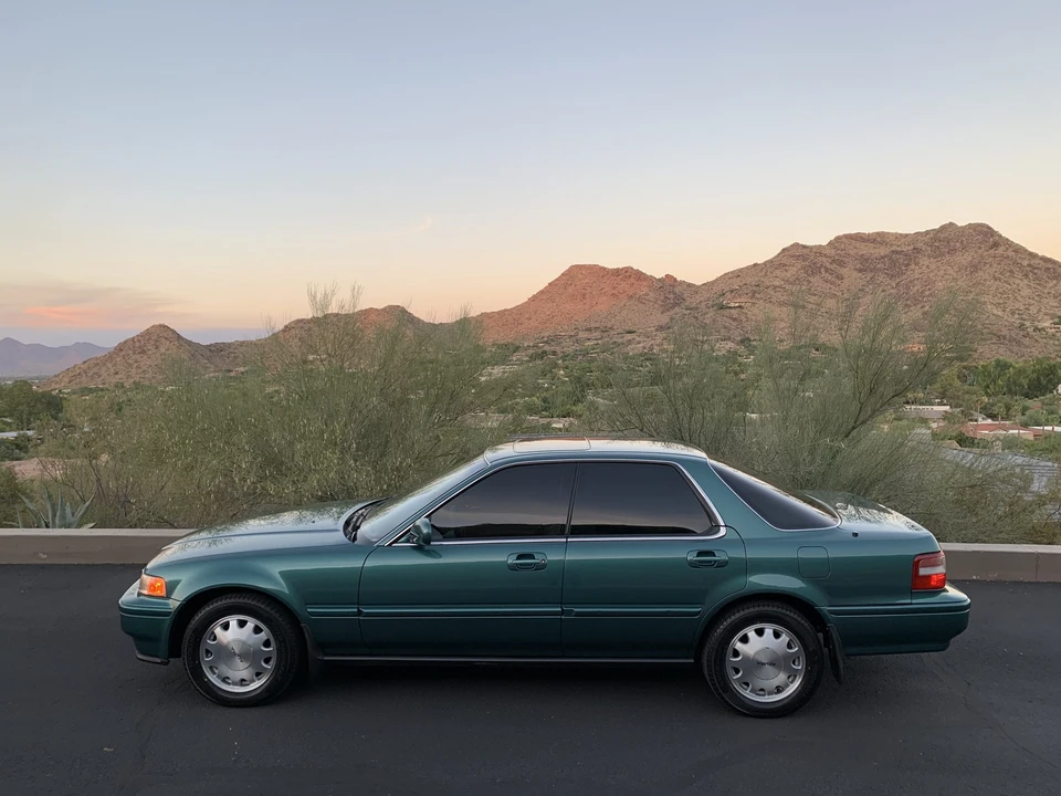 1994 Acura Vigor 3rd Gen - Image 2 of 31