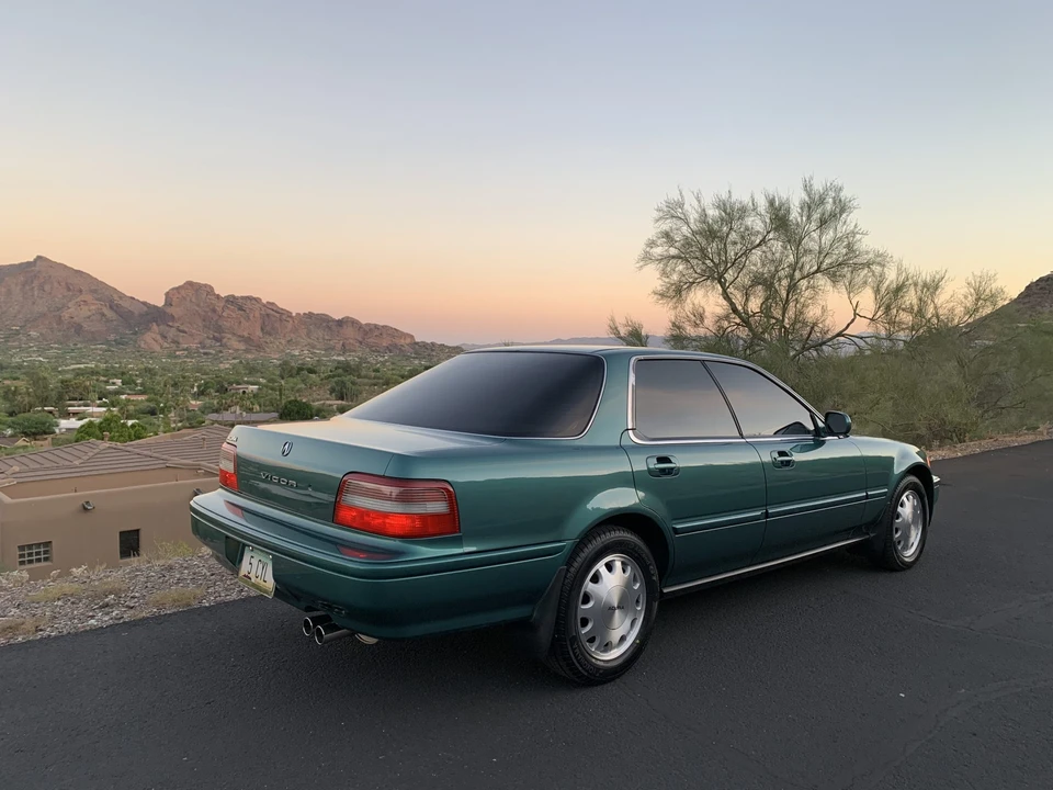 1994 Acura Vigor 3rd Gen - Image 10 of 31