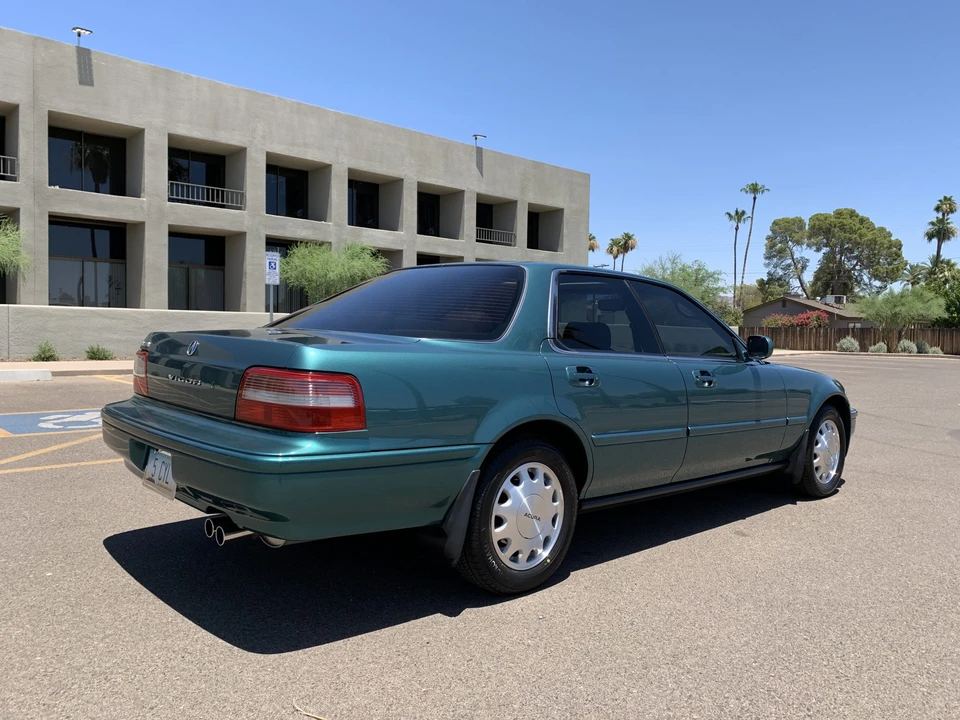 1994 Acura Vigor 3rd Gen - Image 24 of 31