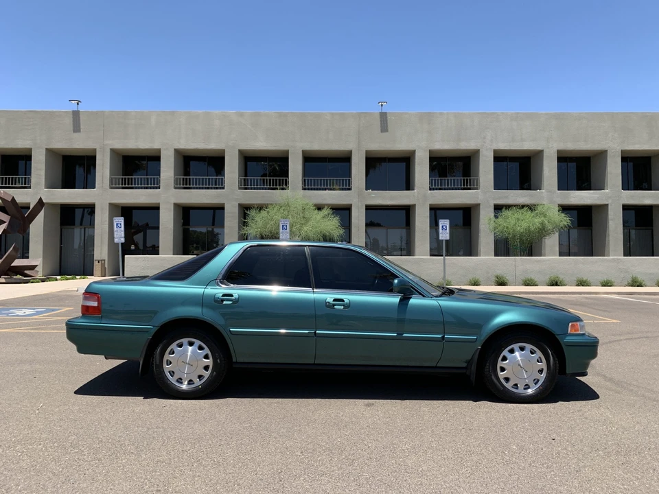1994 Acura Vigor 3rd Gen - Image 25 of 31