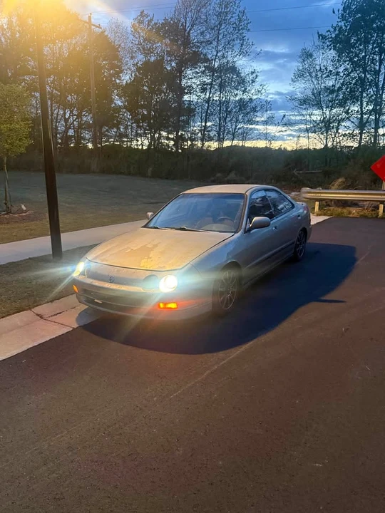 1994 Acura Integra 3rd Gen - Image 2 of 3