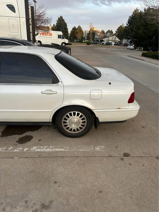 1994 Acura Legend 2nd Gen - Image 4 of 6