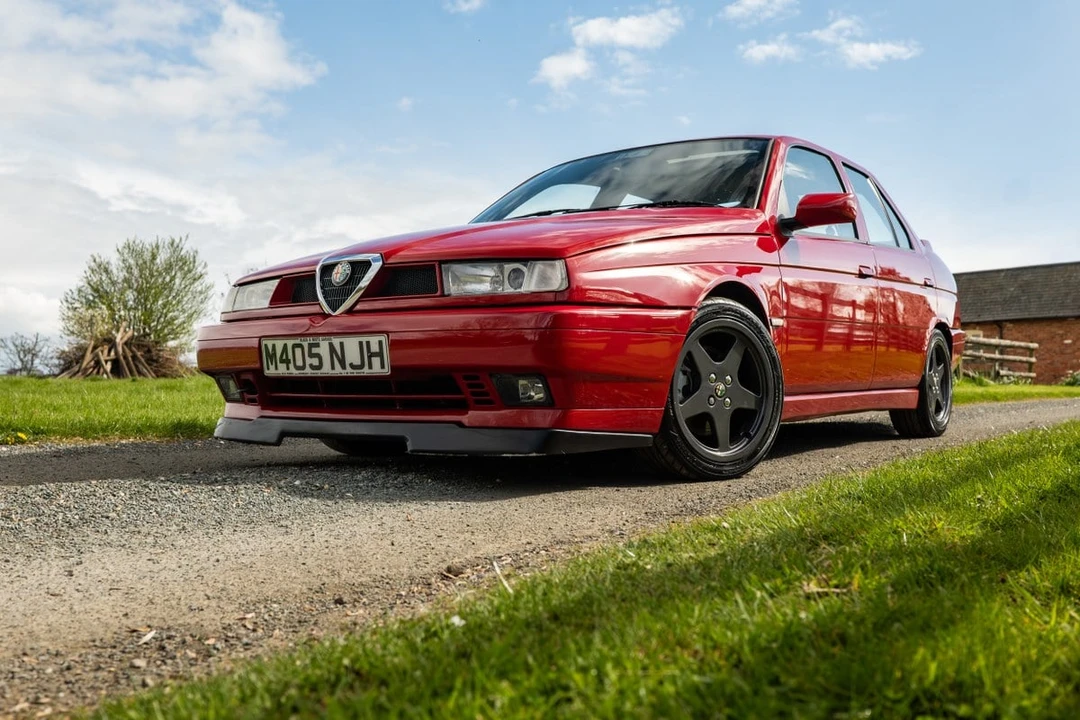 1994 Alfa Romeo 155 - Image 22 of 30