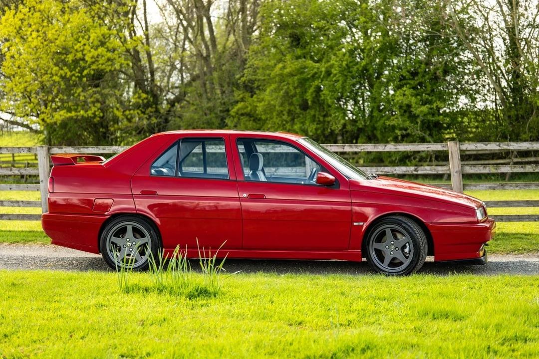 1994 Alfa Romeo 155 - Image 9 of 30