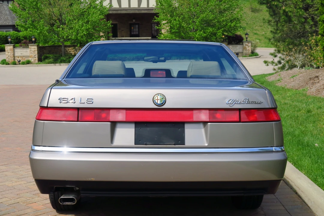 1994 Alfa Romeo 164 - Image 11 of 31