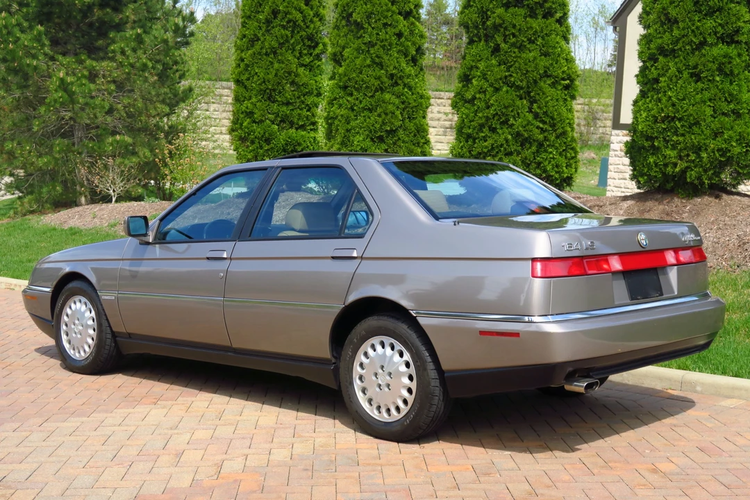 1994 Alfa Romeo 164 - Image 9 of 31