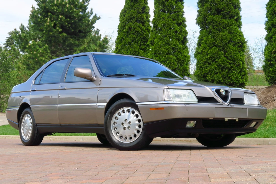 1994 Alfa Romeo 164 - Image 2 of 31