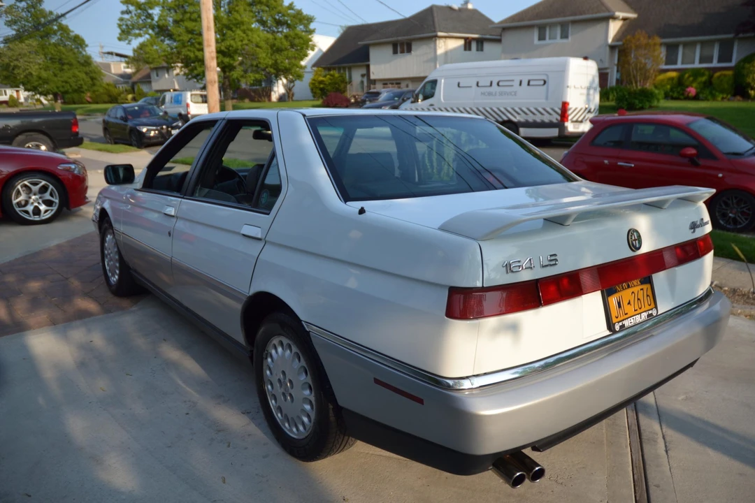 1994 Alfa Romeo 164 - Image 16 of 31