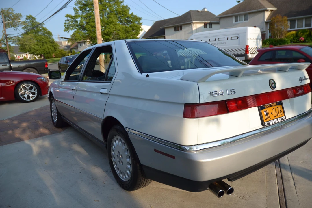 1994 Alfa Romeo 164 - Image 17 of 31