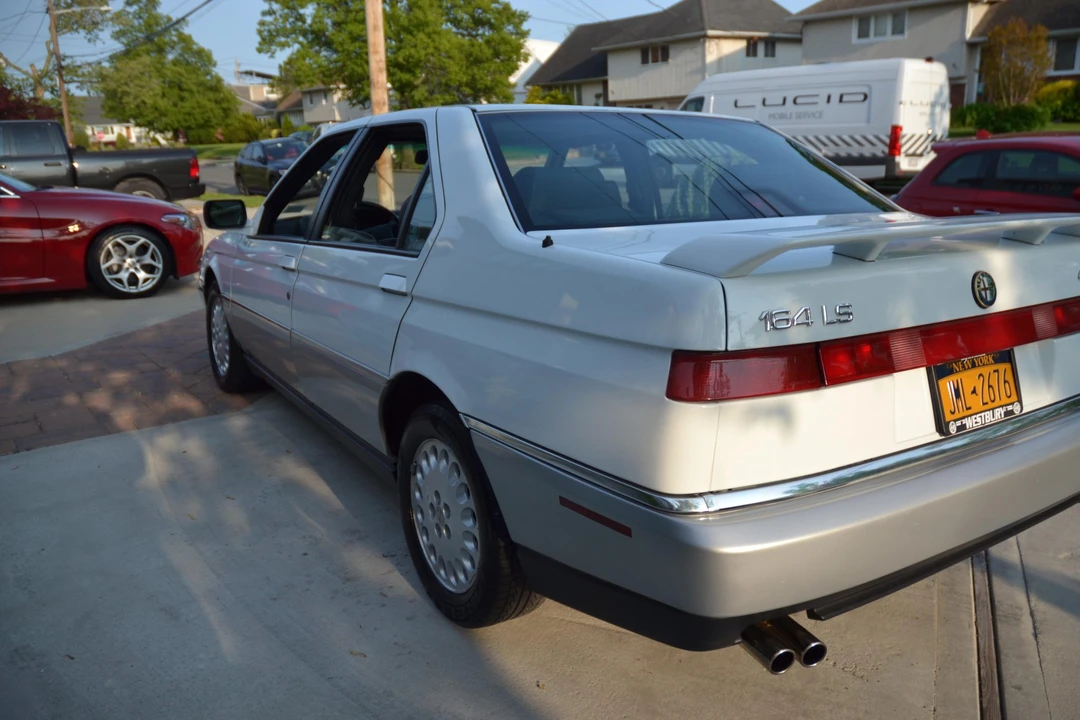1994 Alfa Romeo 164 - Image 18 of 31